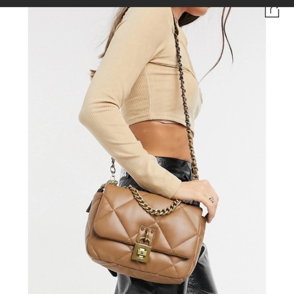 Steve Madden Bterra camel crossbody bag w chain strap used 2 or 3 times only